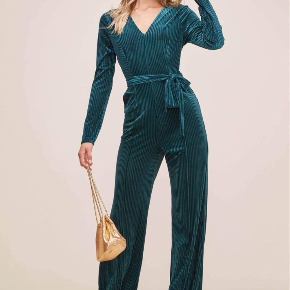 ASTR the label Velvet jumpsuit